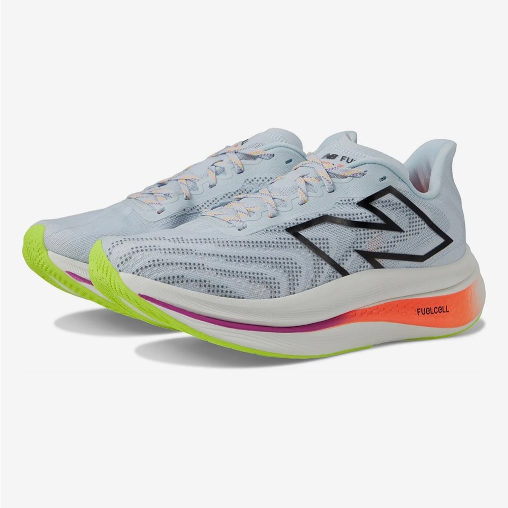 New Balance FuelCell SuperComp Trainer v2, men’s size 9.5